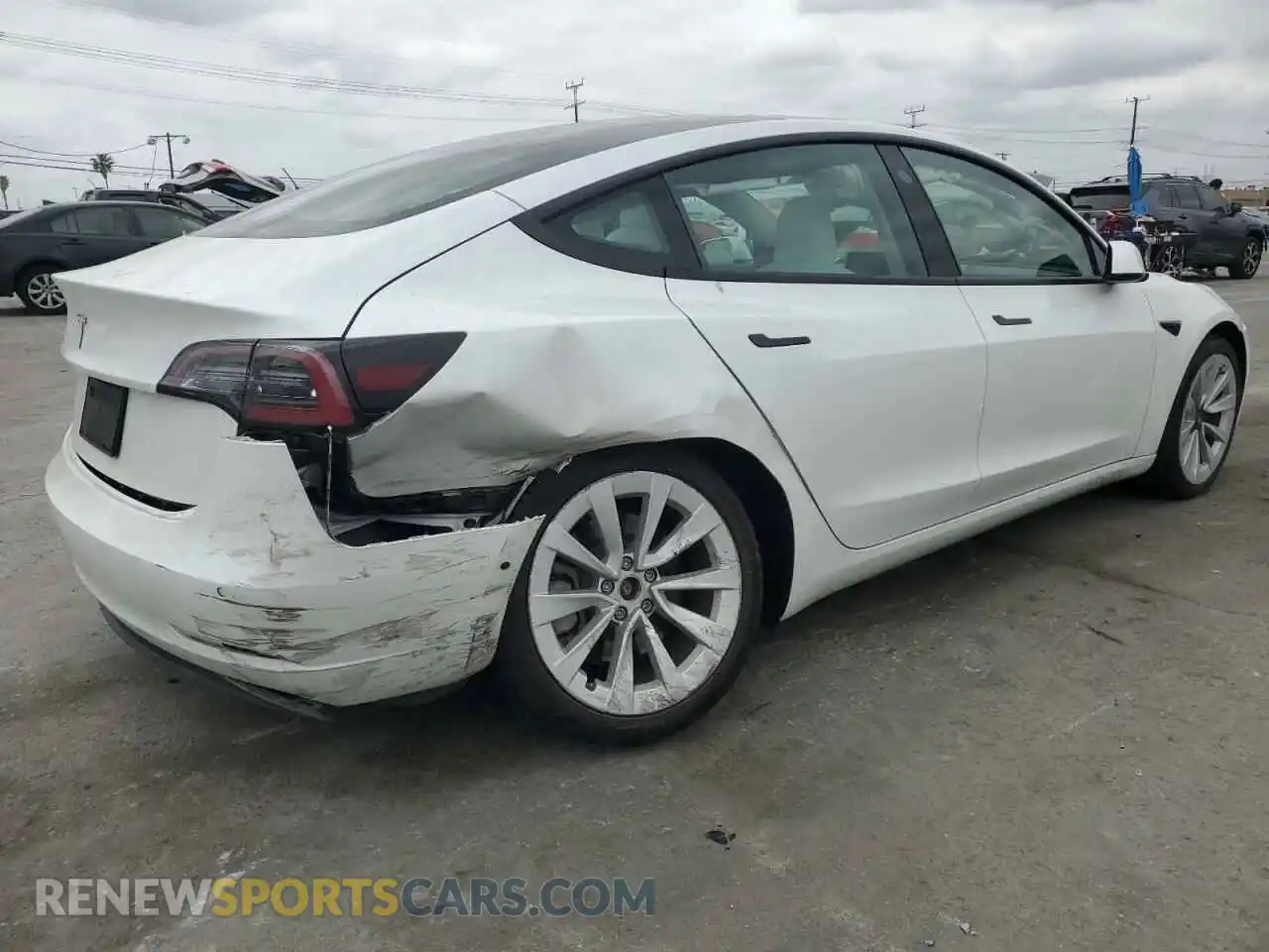 3 Photograph of a damaged car 5YJ3E1EA1NF313024 TESLA MODEL 3 2022