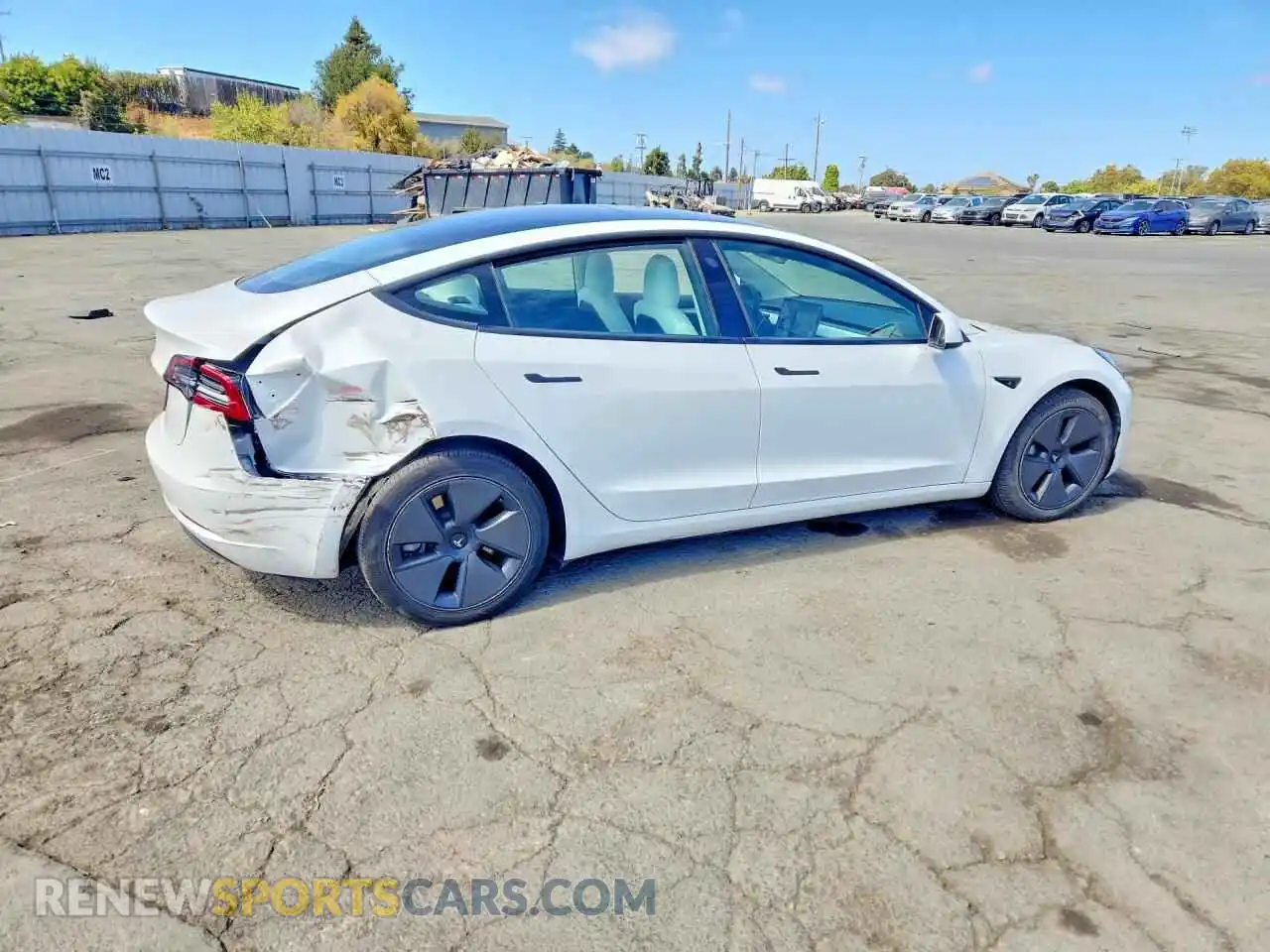 3 Photograph of a damaged car 5YJ3E1EA1NF330602 TESLA MODEL 3 2022