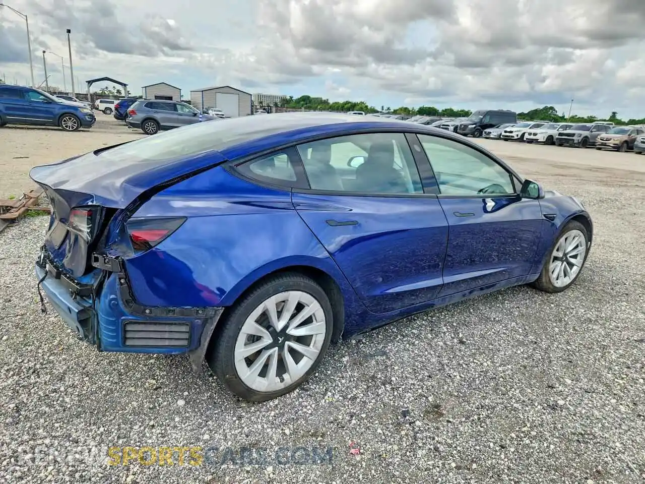 3 Photograph of a damaged car 5YJ3E1EA1NF369898 TESLA MODEL 3 2022