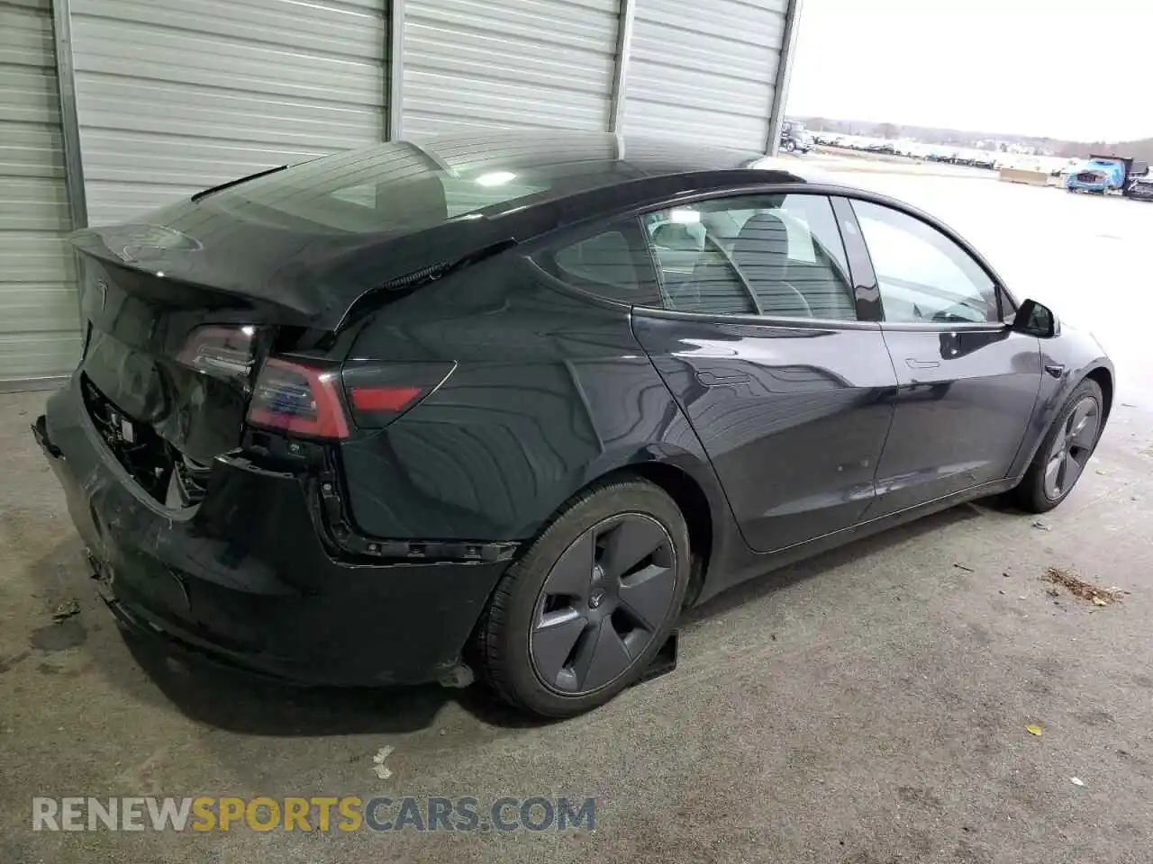 3 Photograph of a damaged car 5YJ3E1EA1NF371165 TESLA MODEL 3 2022