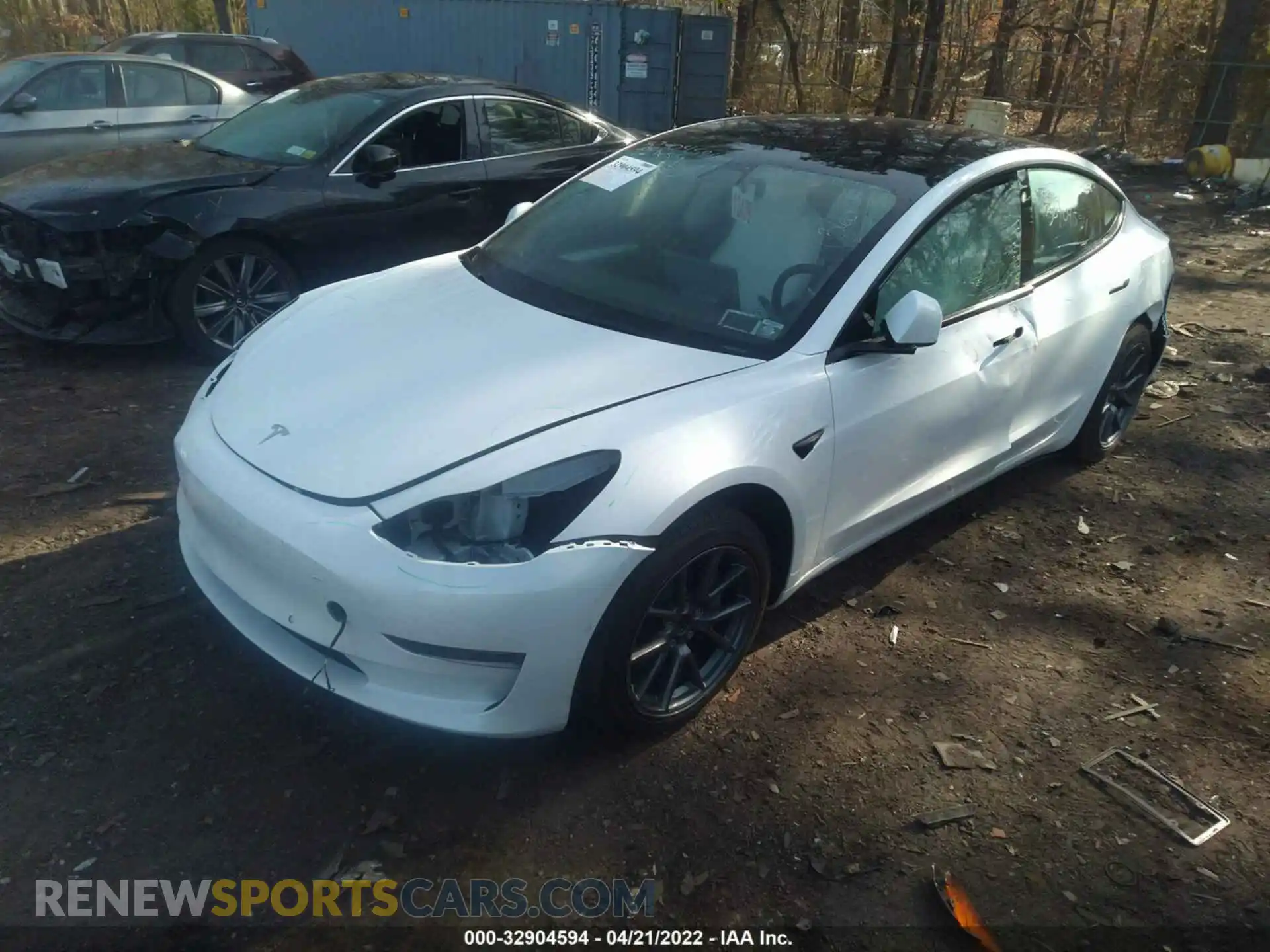 2 Photograph of a damaged car 5YJ3E1EA2NF118811 TESLA MODEL 3 2022