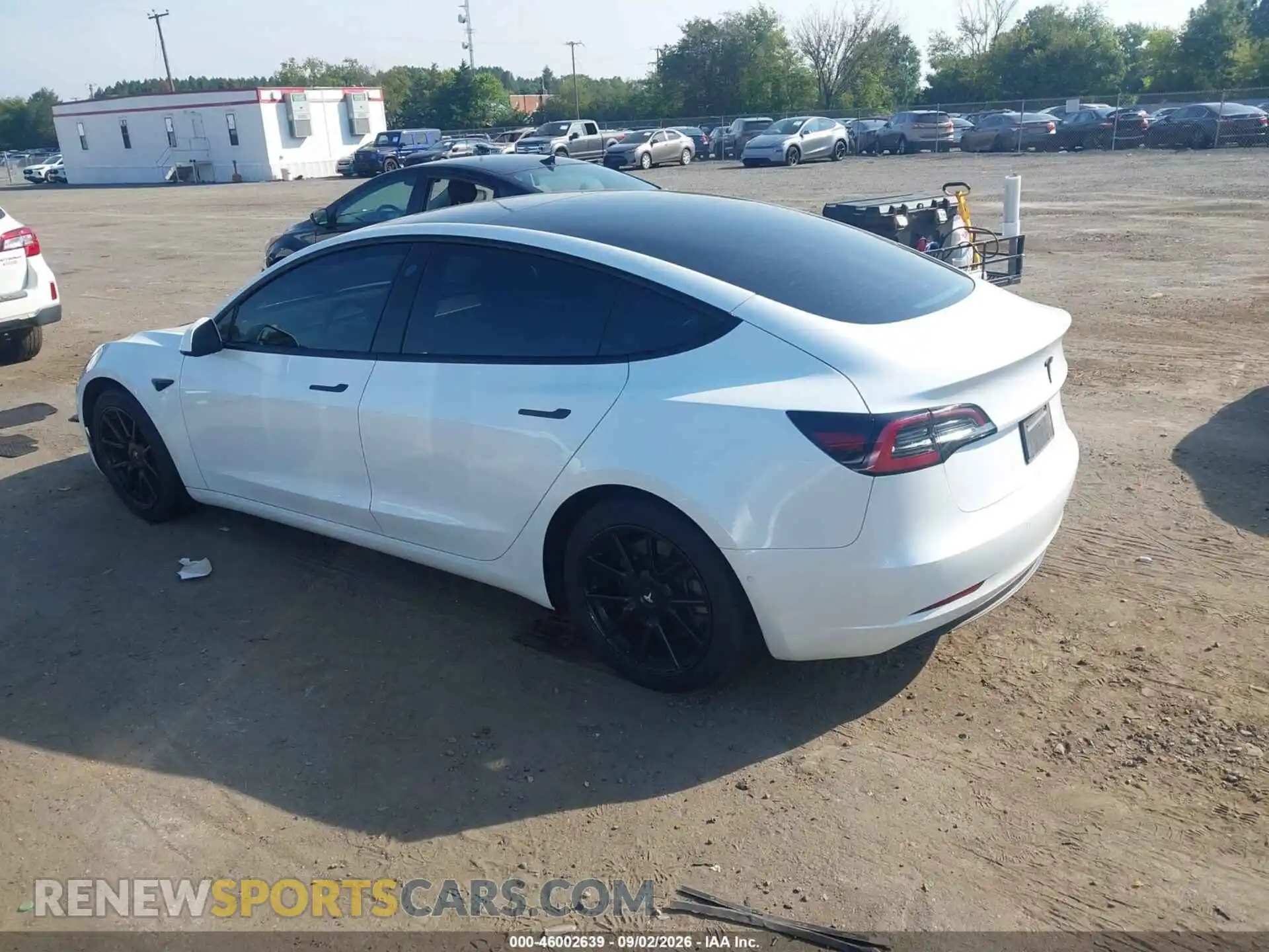 3 Фотография поврежденного автомобиля 5YJ3E1EA2NF119702 TESLA MODEL 3 2022