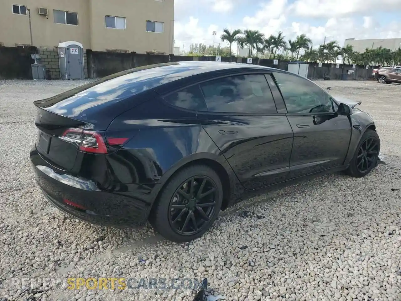 3 Photograph of a damaged car 5YJ3E1EA2NF124334 TESLA MODEL 3 2022