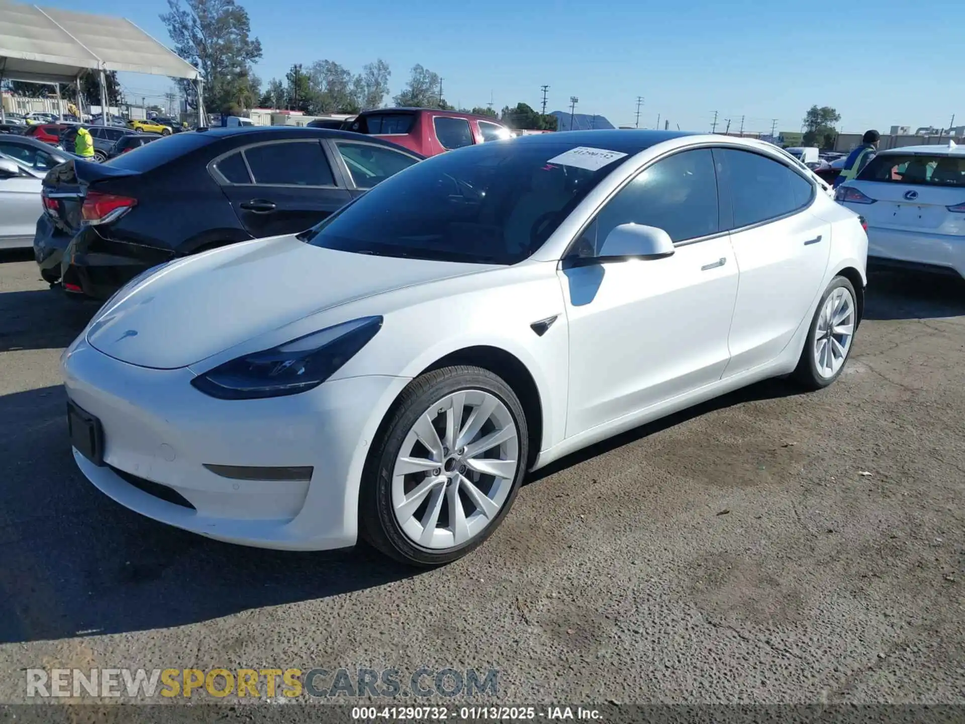 2 Photograph of a damaged car 5YJ3E1EA2NF130747 TESLA MODEL 3 2022