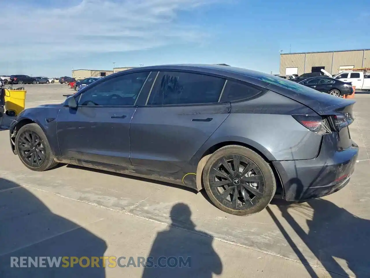 2 Photograph of a damaged car 5YJ3E1EA2NF131154 TESLA MODEL 3 2022