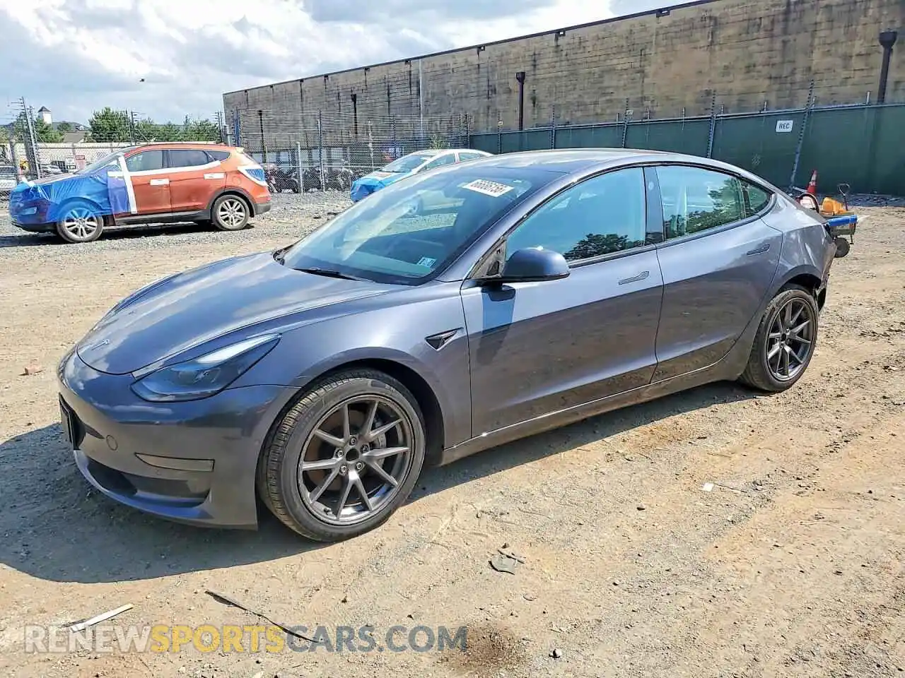 1 Photograph of a damaged car 5YJ3E1EA2NF154580 TESLA MODEL 3 2022
