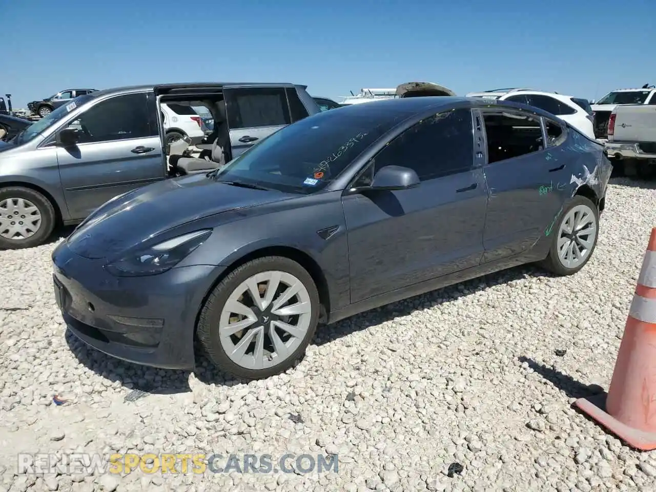 1 Photograph of a damaged car 5YJ3E1EA2NF188955 TESLA MODEL 3 2022