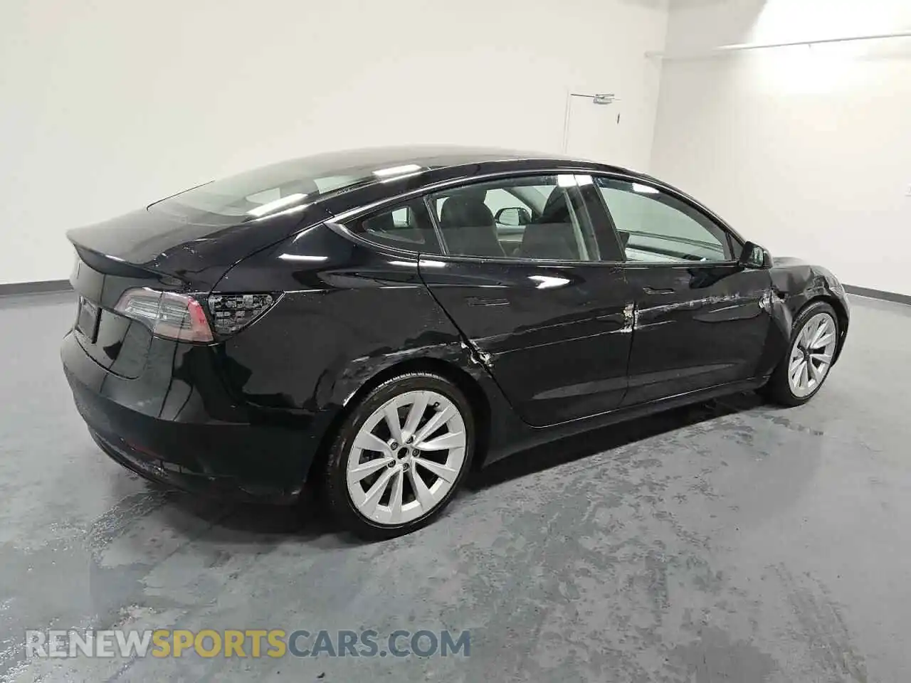 3 Photograph of a damaged car 5YJ3E1EA2NF289512 TESLA MODEL 3 2022