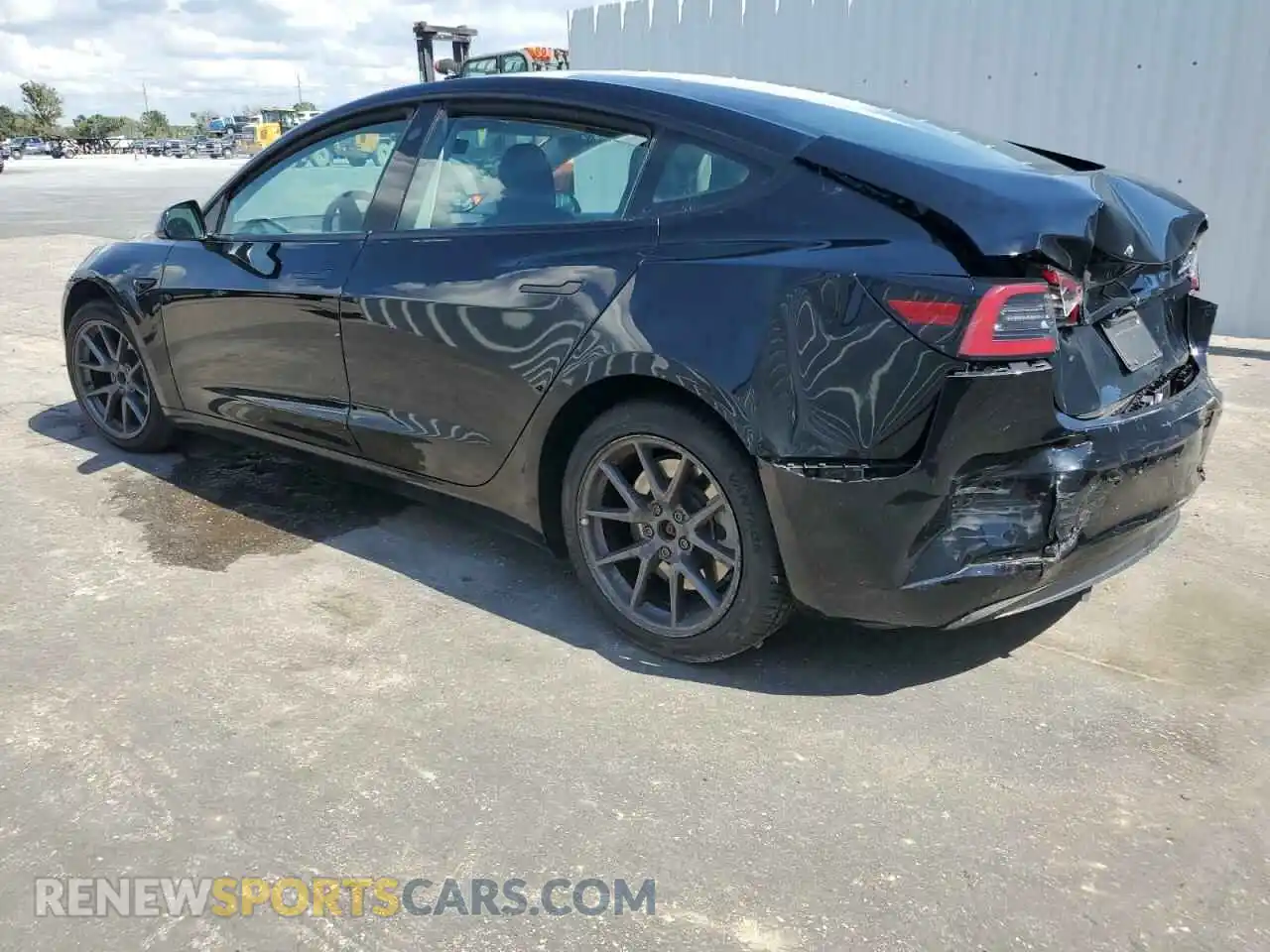2 Photograph of a damaged car 5YJ3E1EA2NF290823 TESLA MODEL 3 2022