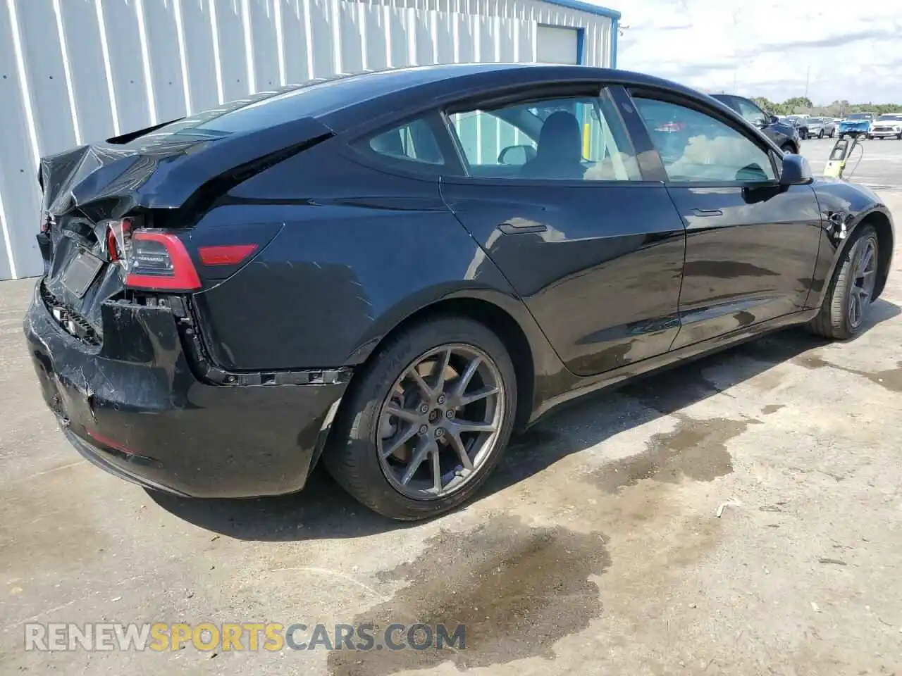 3 Photograph of a damaged car 5YJ3E1EA2NF290823 TESLA MODEL 3 2022