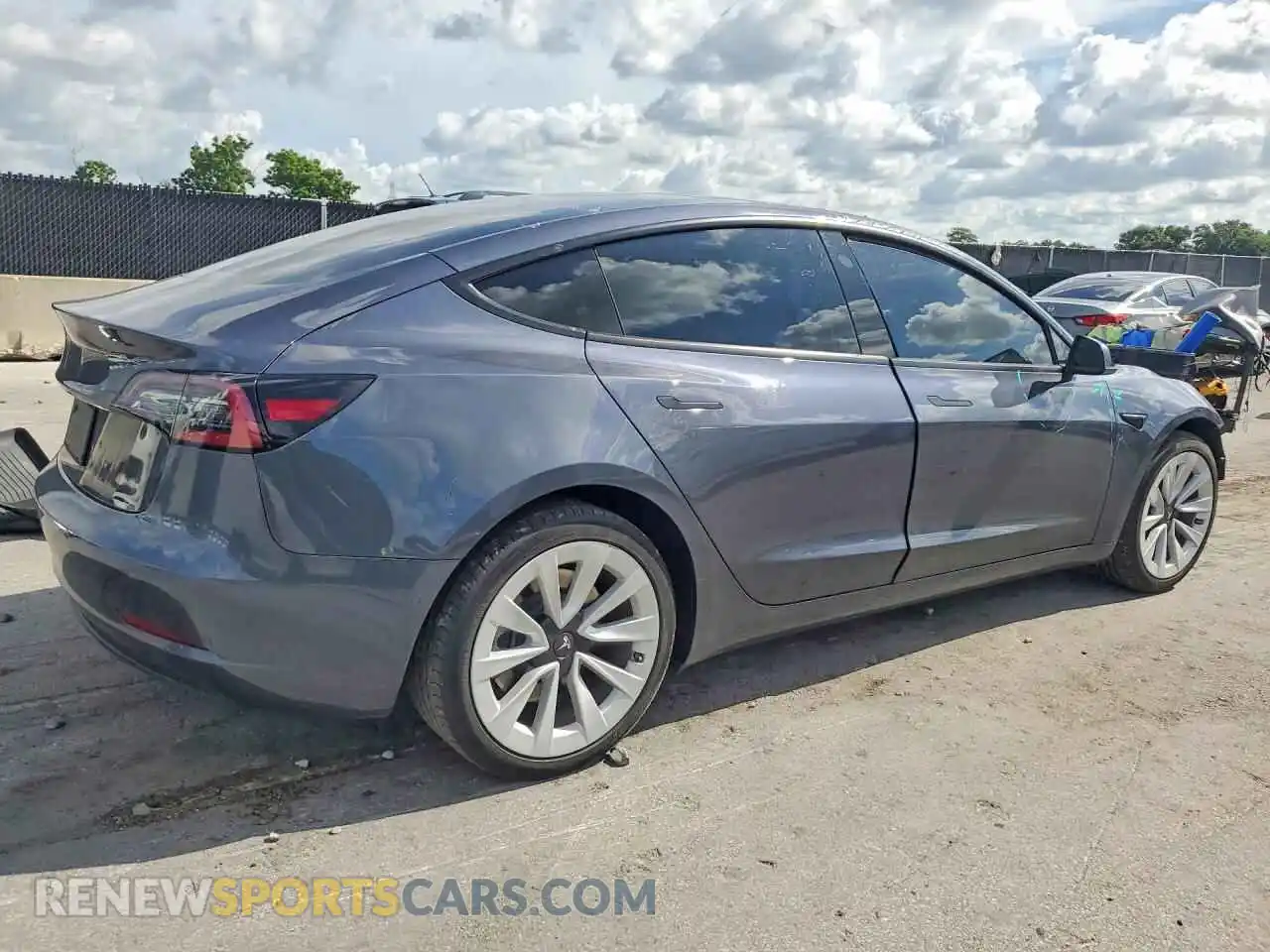 3 Photograph of a damaged car 5YJ3E1EA2NF336828 TESLA MODEL 3 2022
