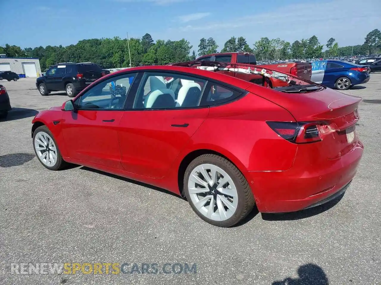 2 Photograph of a damaged car 5YJ3E1EA2NF347098 TESLA MODEL 3 2022