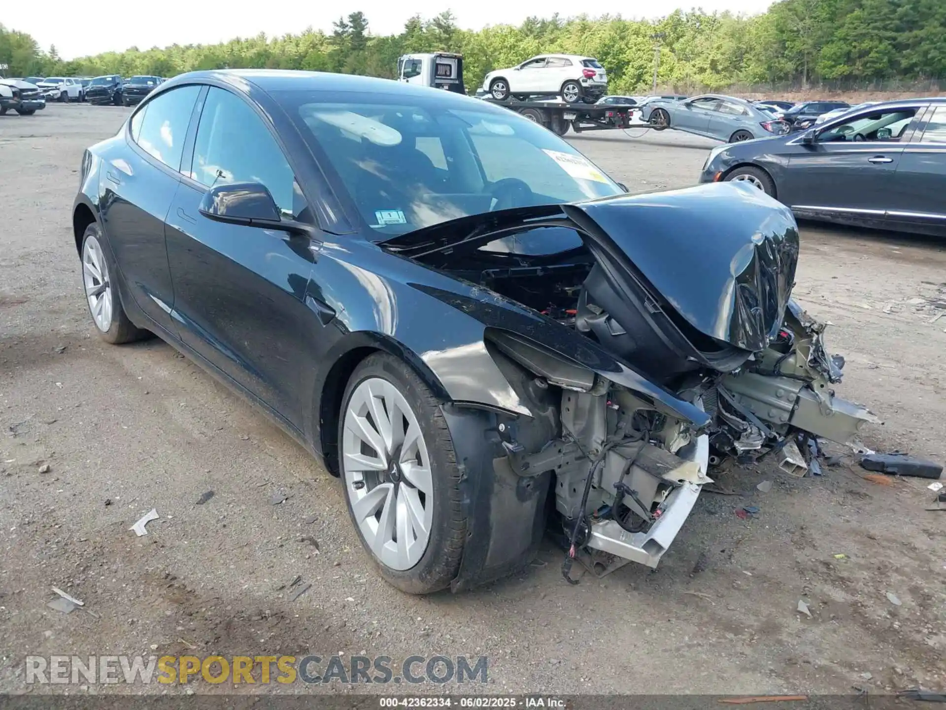 1 Photograph of a damaged car 5YJ3E1EA2NF352883 TESLA MODEL 3 2022