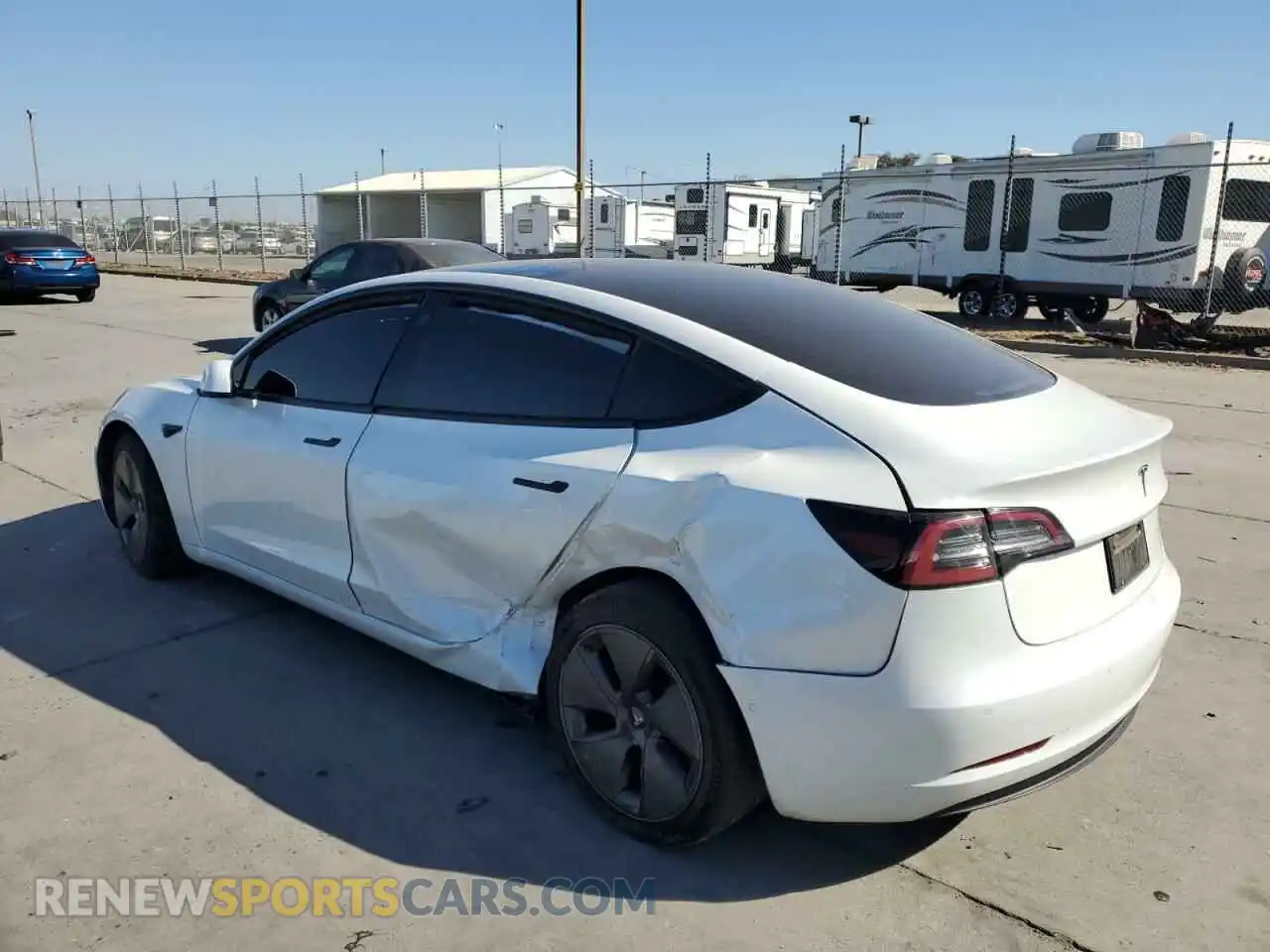 2 Photograph of a damaged car 5YJ3E1EA2NF354701 TESLA MODEL 3 2022