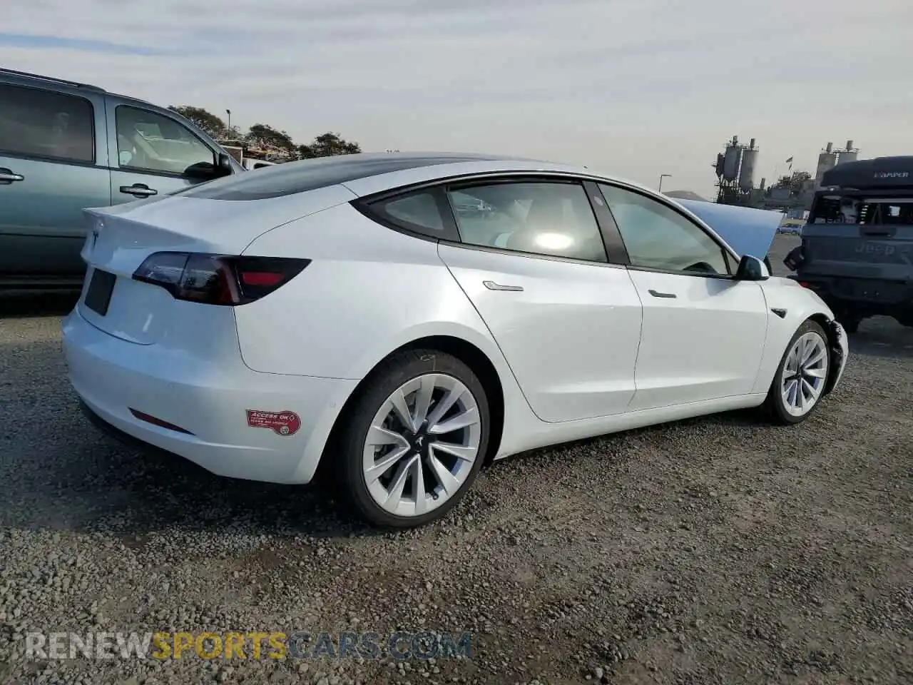 3 Photograph of a damaged car 5YJ3E1EA2NF360238 TESLA MODEL 3 2022