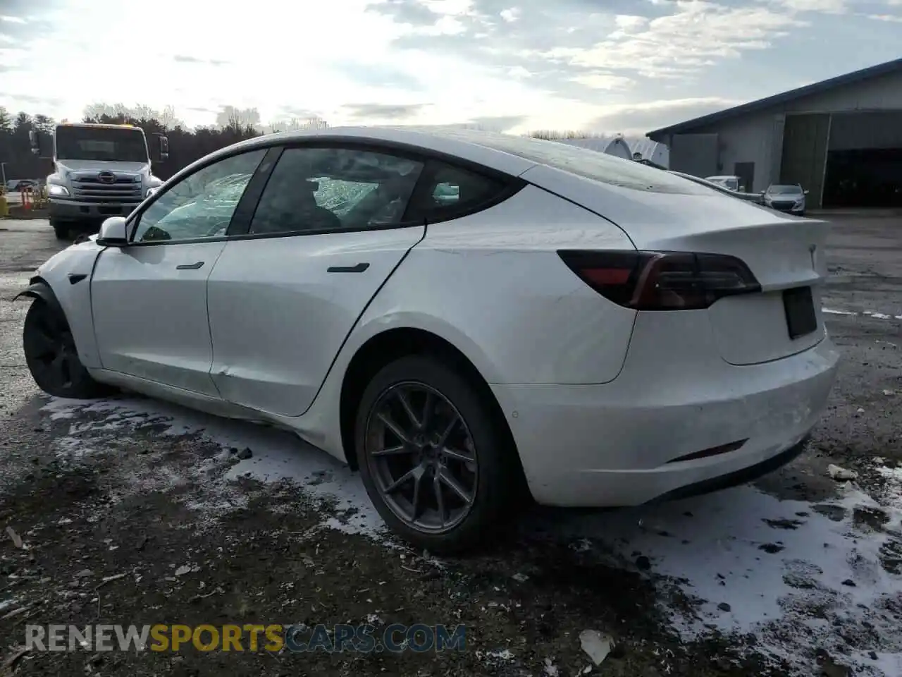 2 Photograph of a damaged car 5YJ3E1EA2NF368873 TESLA MODEL 3 2022