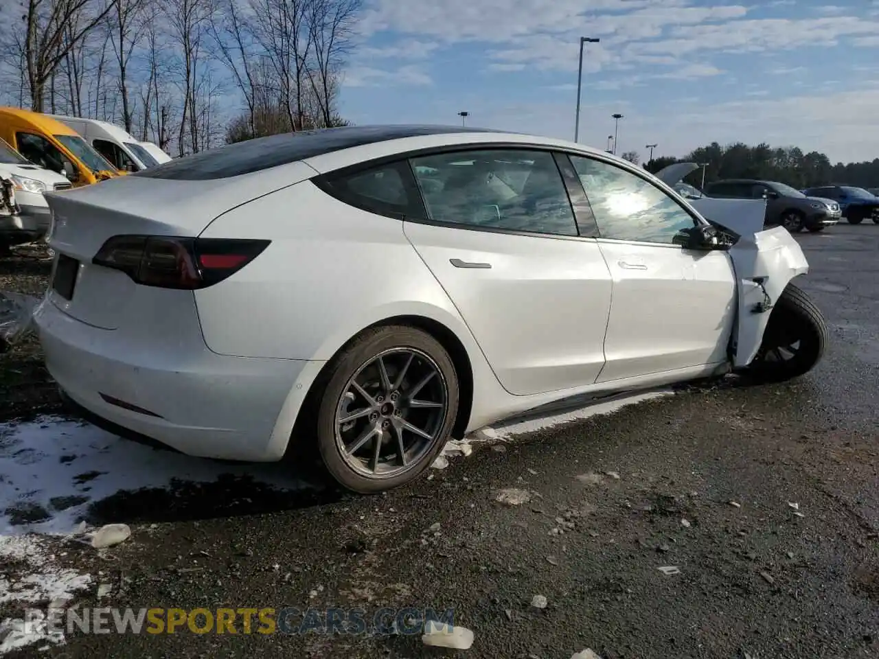 3 Photograph of a damaged car 5YJ3E1EA2NF368873 TESLA MODEL 3 2022
