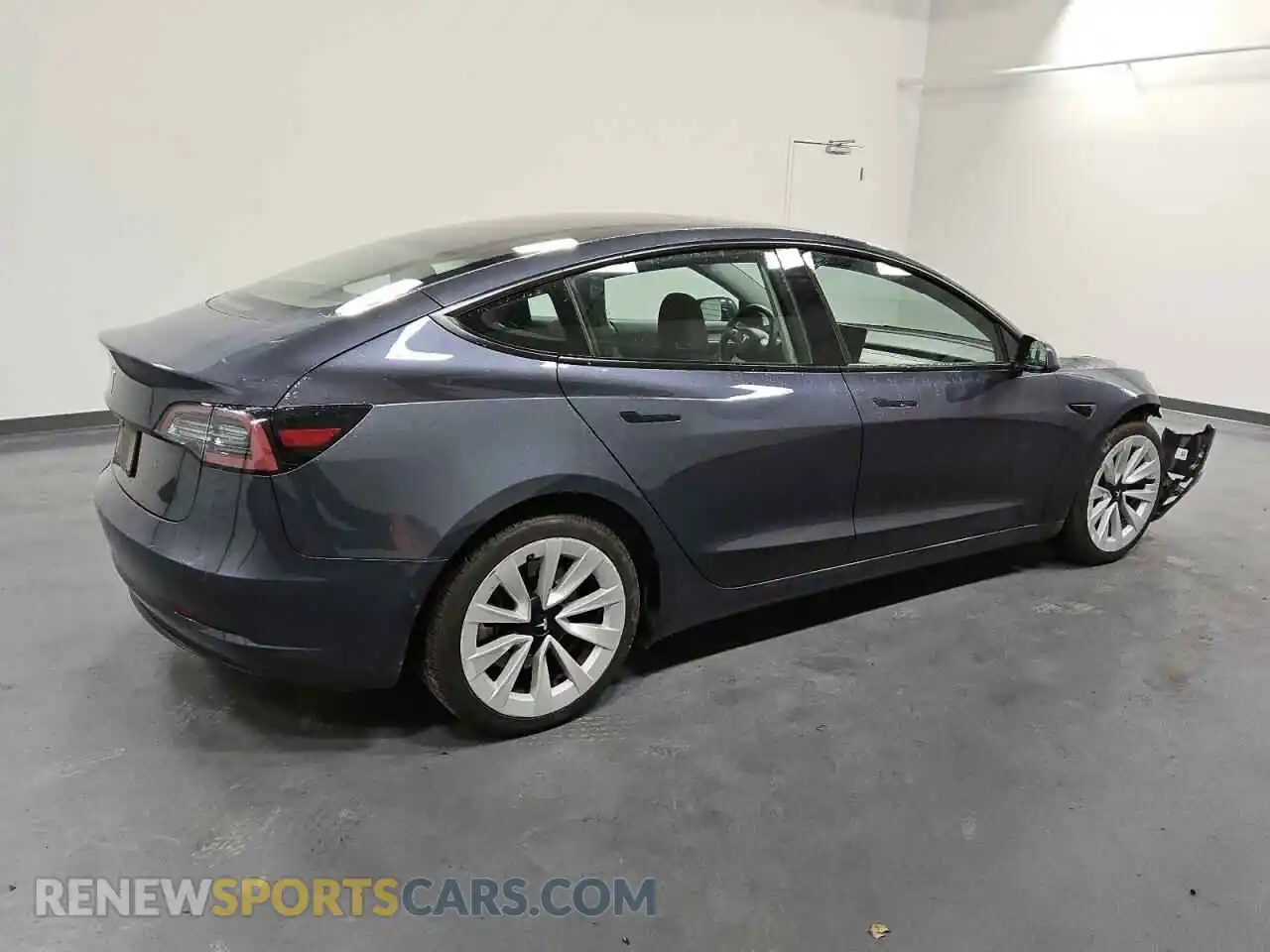 3 Photograph of a damaged car 5YJ3E1EA2NF369067 TESLA MODEL 3 2022