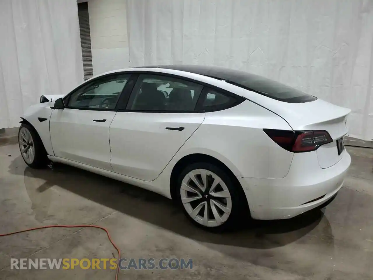2 Photograph of a damaged car 5YJ3E1EA2NF372339 TESLA MODEL 3 2022