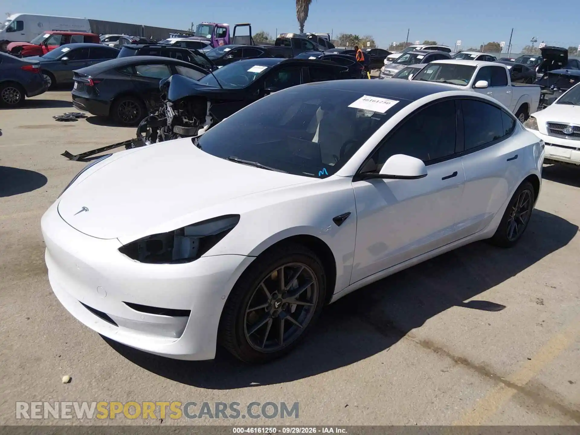 2 Photograph of a damaged car 5YJ3E1EA2NF374673 TESLA MODEL 3 2022