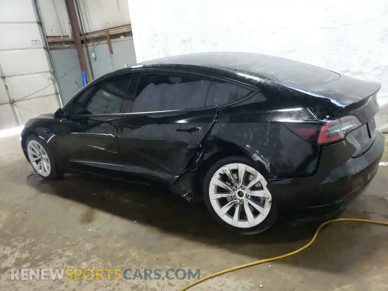 2 Photograph of a damaged car 5YJ3E1EA3NF287929 TESLA MODEL 3 2022
