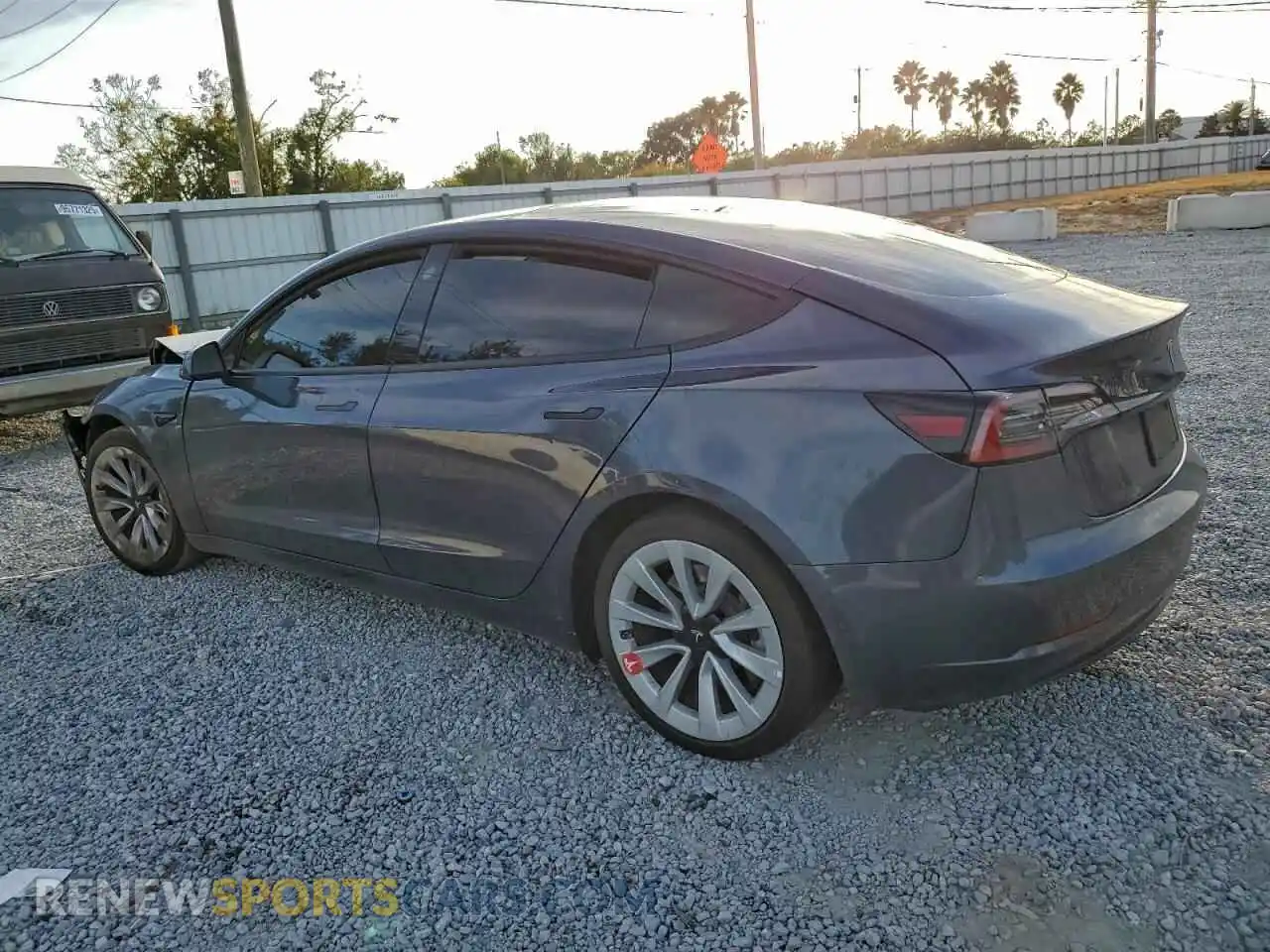 2 Photograph of a damaged car 5YJ3E1EA3NF293956 TESLA MODEL 3 2022
