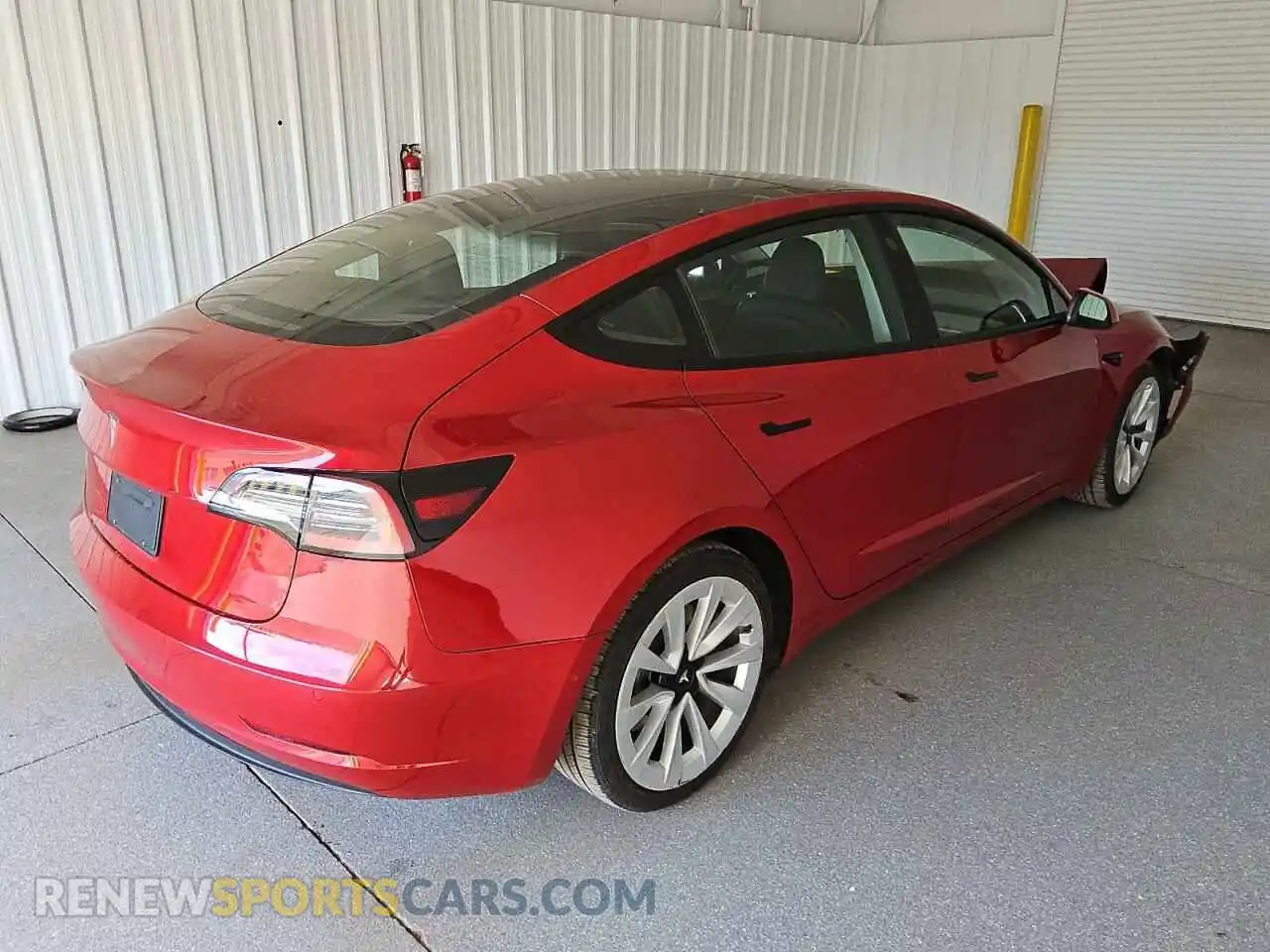 3 Photograph of a damaged car 5YJ3E1EA3NF304843 TESLA MODEL 3 2022