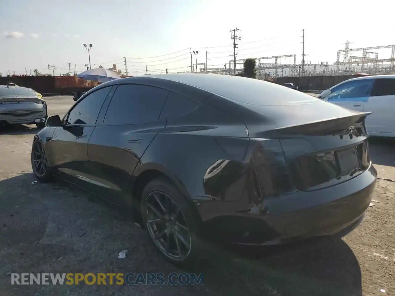 2 Photograph of a damaged car 5YJ3E1EA3NF357462 TESLA MODEL 3 2022