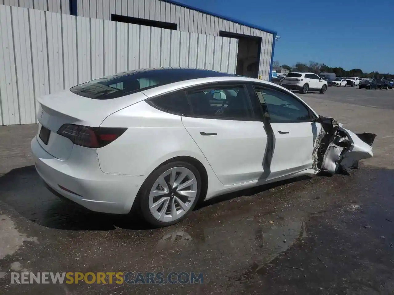 3 Photograph of a damaged car 5YJ3E1EA3NF370180 TESLA MODEL 3 2022