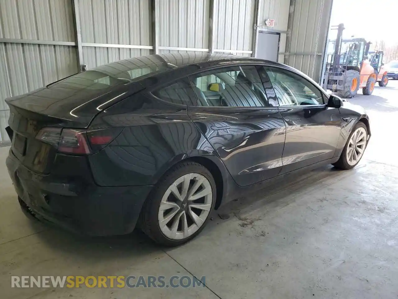 3 Photograph of a damaged car 5YJ3E1EA3NF370292 TESLA MODEL 3 2022