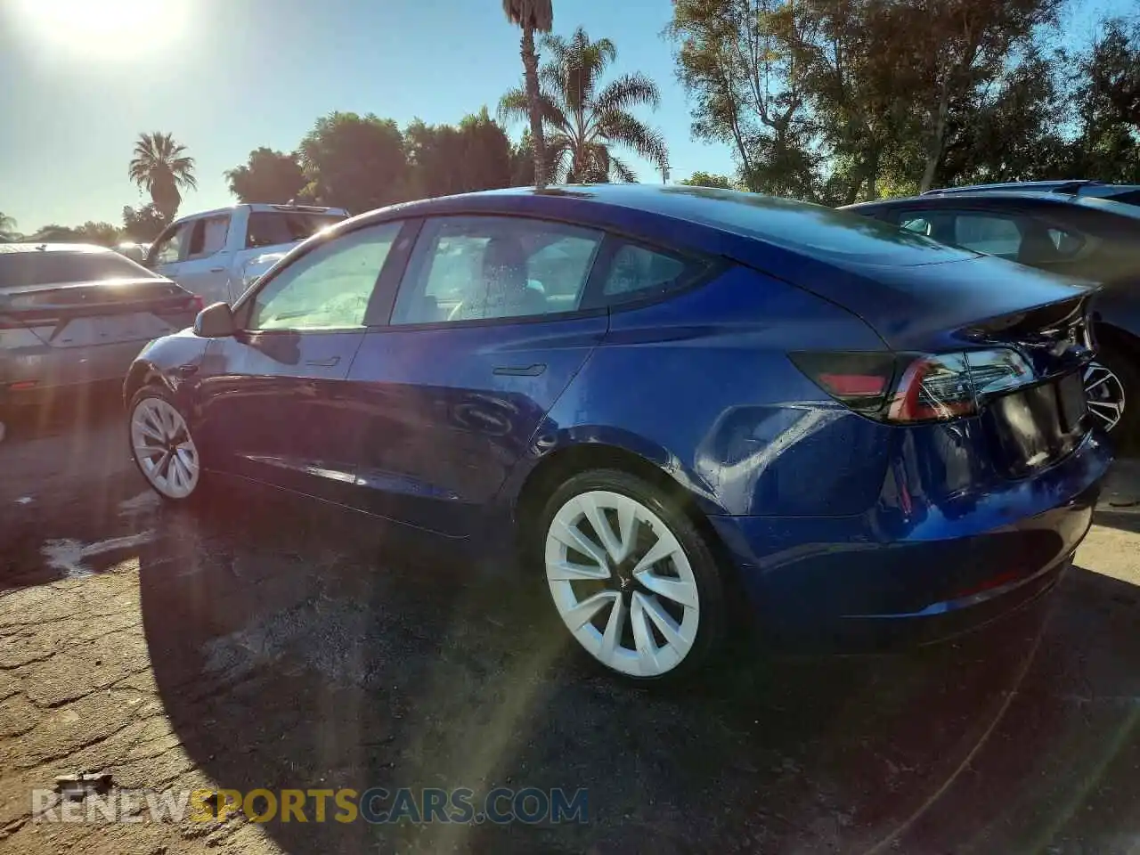 2 Photograph of a damaged car 5YJ3E1EA3NF371622 TESLA MODEL 3 2022