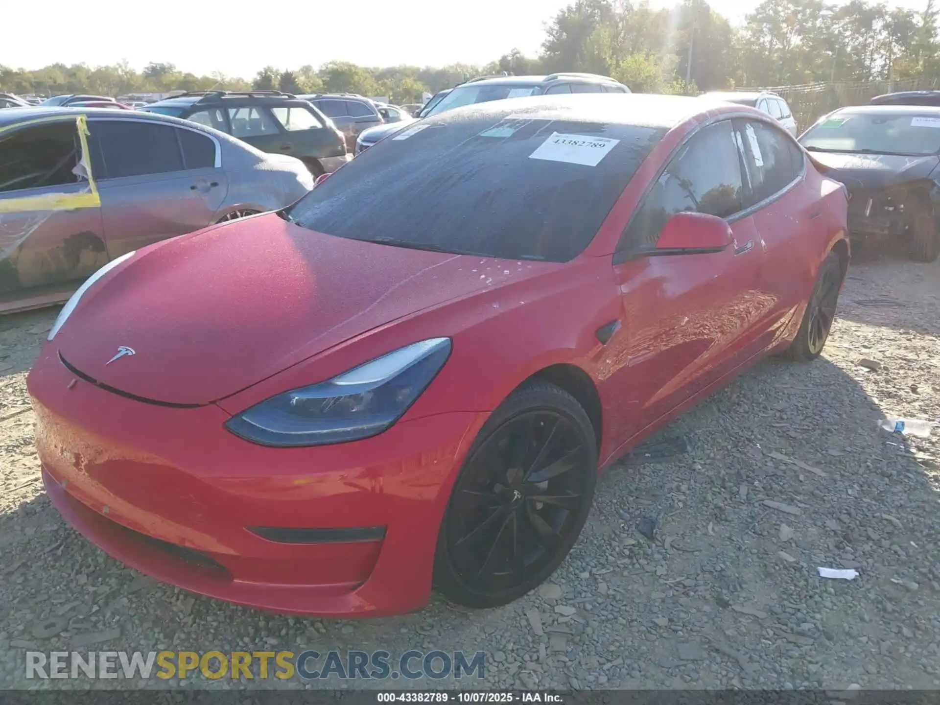 2 Photograph of a damaged car 5YJ3E1EA4NF190139 TESLA MODEL 3 2022