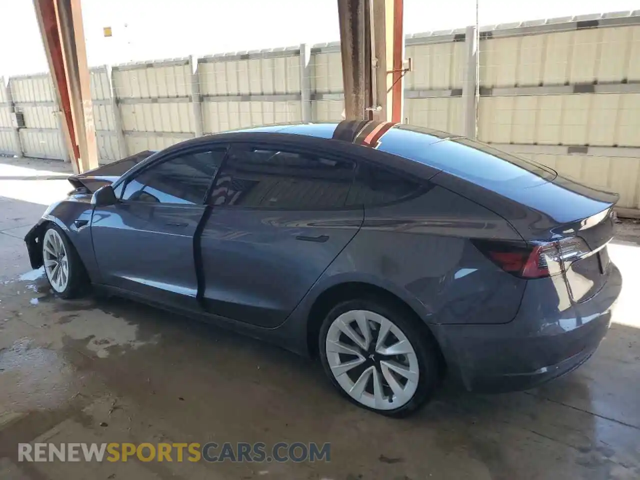 2 Photograph of a damaged car 5YJ3E1EA4NF285493 TESLA MODEL 3 2022