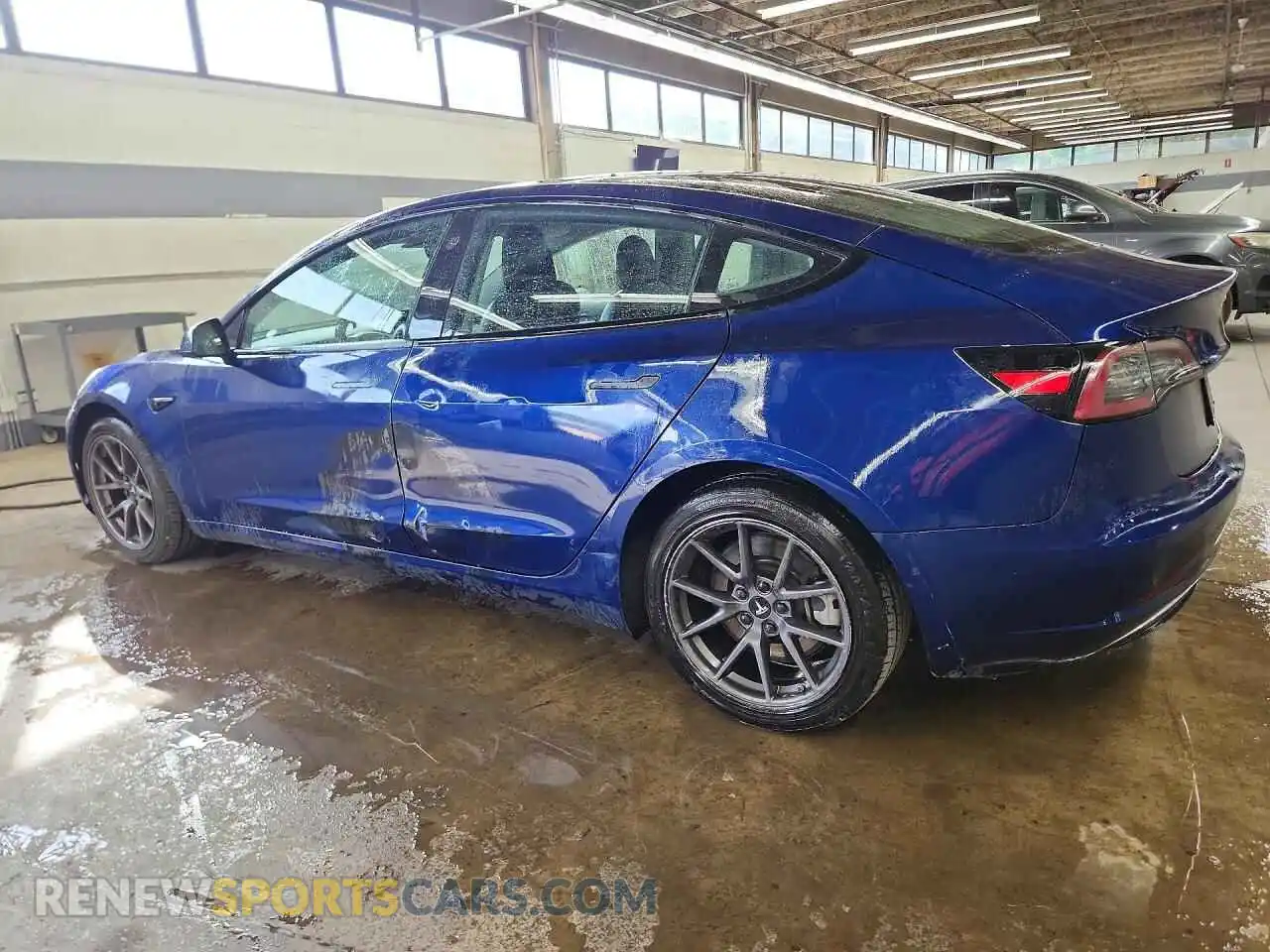 2 Photograph of a damaged car 5YJ3E1EA4NF289236 TESLA MODEL 3 2022