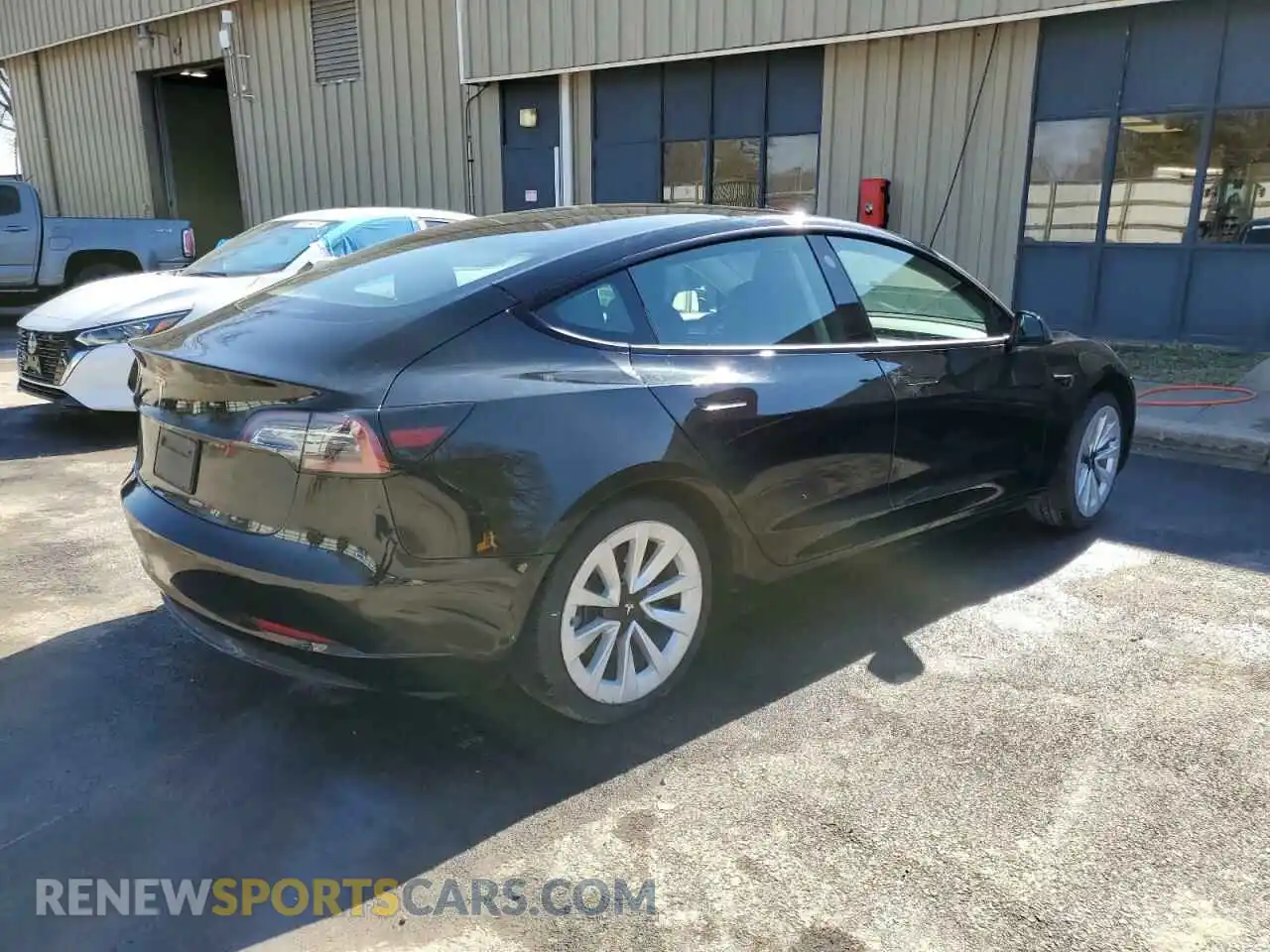 3 Photograph of a damaged car 5YJ3E1EA4NF289558 TESLA MODEL 3 2022