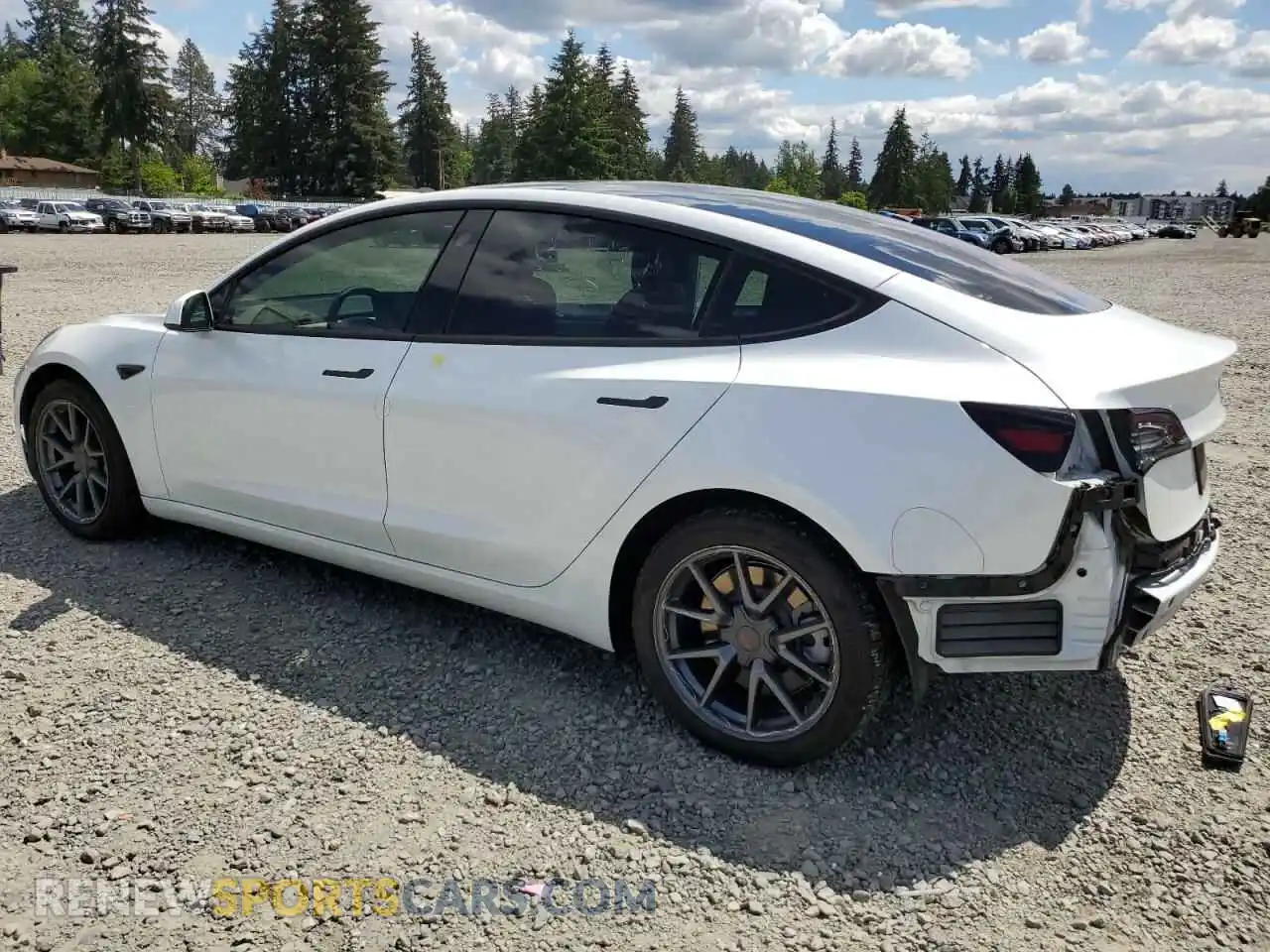 2 Photograph of a damaged car 5YJ3E1EA4NF295456 TESLA MODEL 3 2022