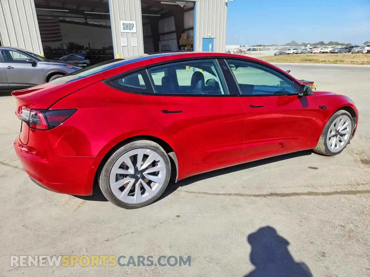3 Photograph of a damaged car 5YJ3E1EA4NF303880 TESLA MODEL 3 2022