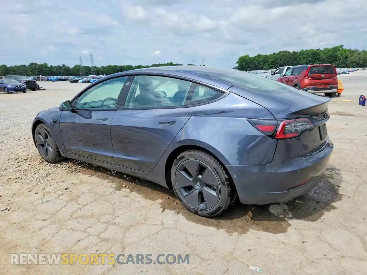 2 Photograph of a damaged car 5YJ3E1EA4NF332876 TESLA MODEL 3 2022