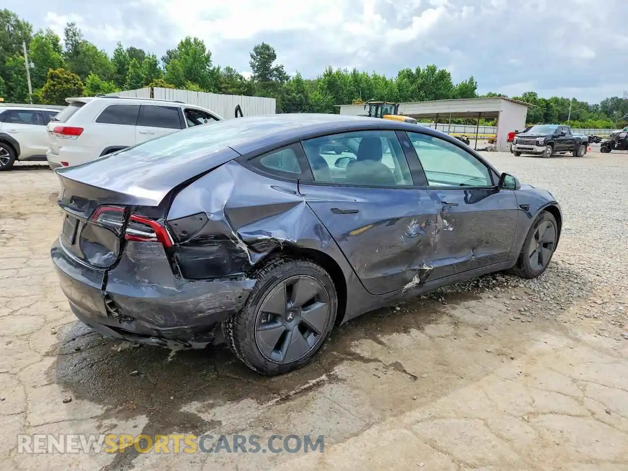 3 Photograph of a damaged car 5YJ3E1EA4NF332876 TESLA MODEL 3 2022
