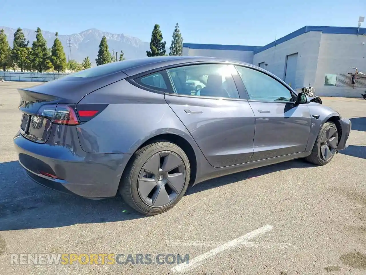 3 Photograph of a damaged car 5YJ3E1EA4NF336359 TESLA MODEL 3 2022