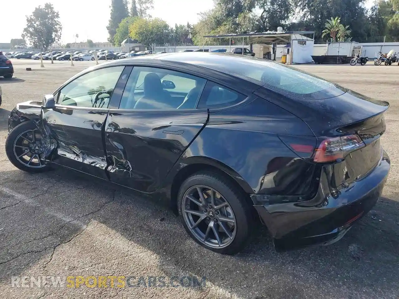 2 fotografías del automóvil dañado 5YJ3E1EA4NF359043 TESLA MODEL 3 2022