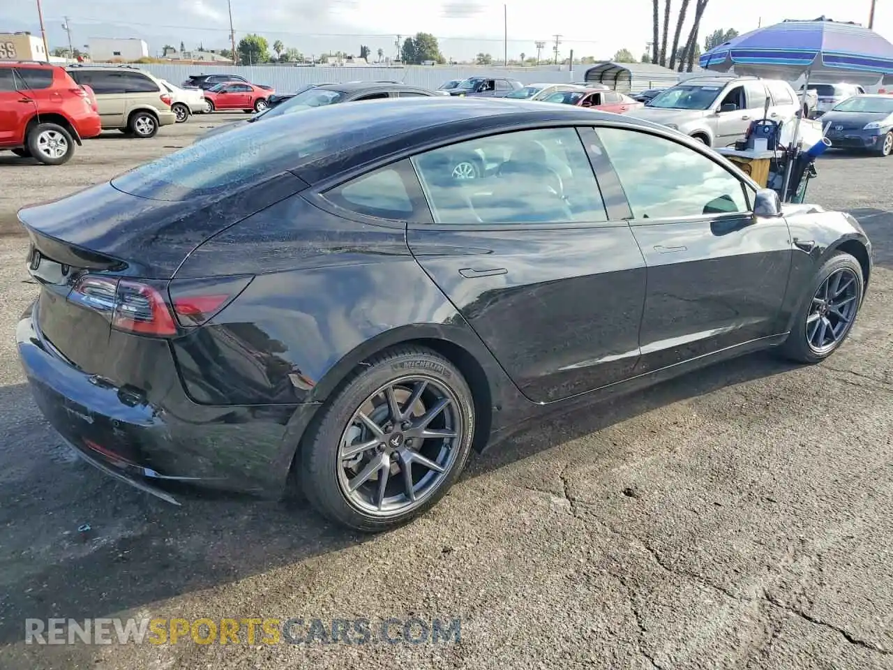 3 fotografías del automóvil dañado 5YJ3E1EA4NF359043 TESLA MODEL 3 2022