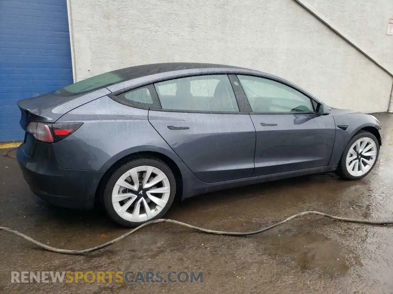 3 Photograph of a damaged car 5YJ3E1EA4NF369376 TESLA MODEL 3 2022