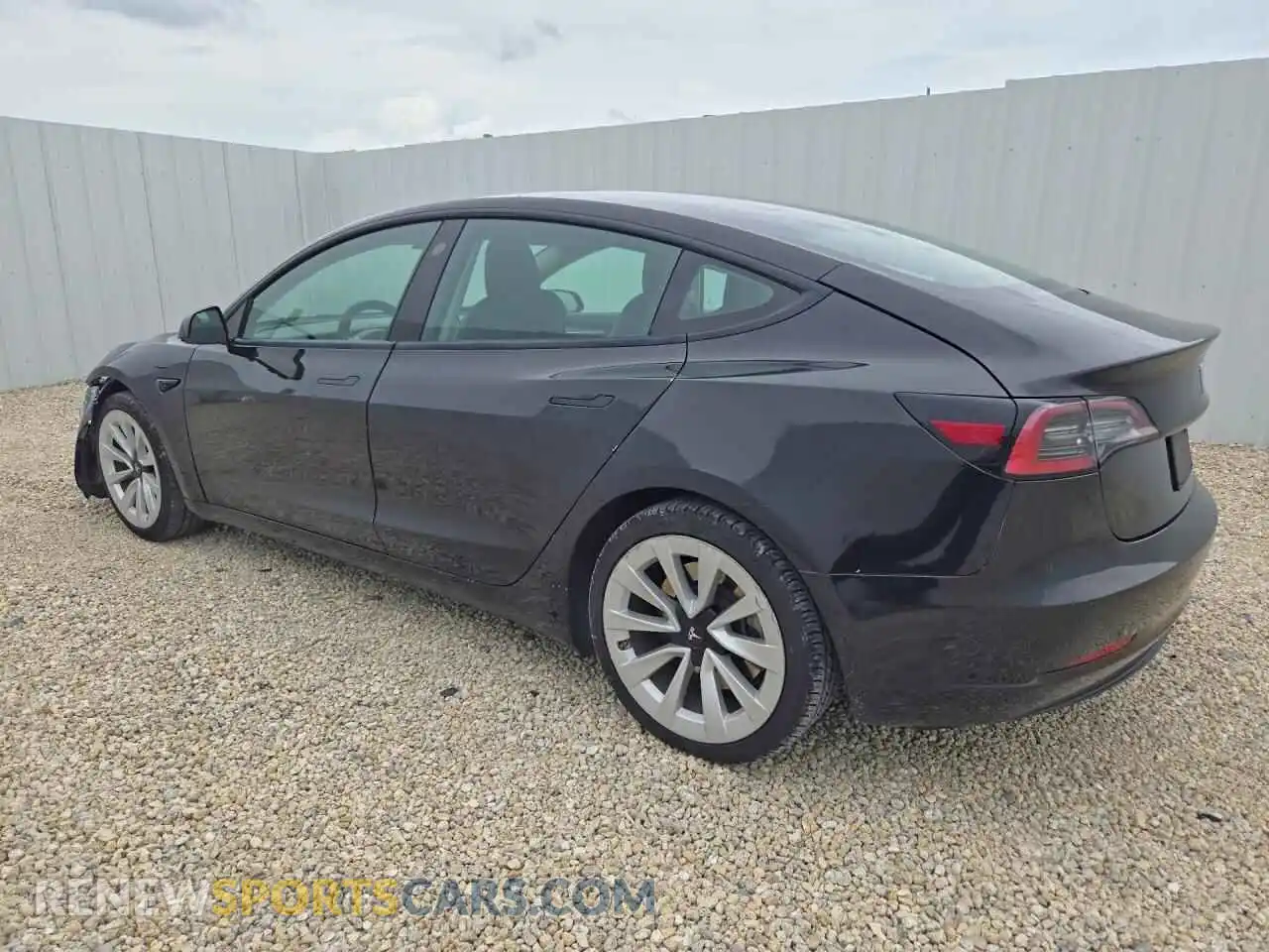 2 Photograph of a damaged car 5YJ3E1EA5NF285650 TESLA MODEL 3 2022