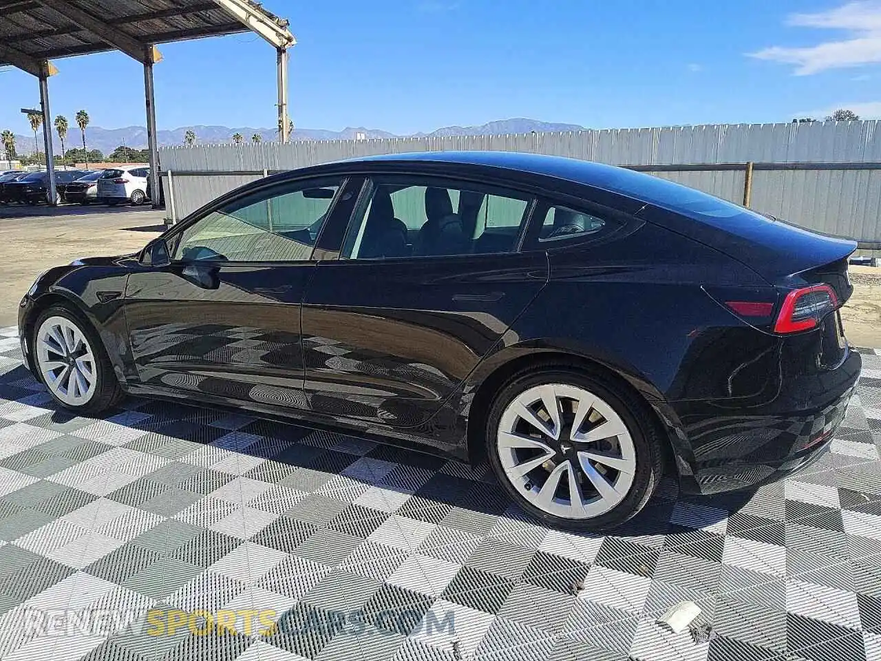 2 Photograph of a damaged car 5YJ3E1EA5NF304021 TESLA MODEL 3 2022
