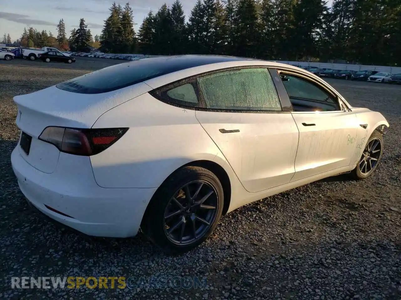 3 Photograph of a damaged car 5YJ3E1EA5NF316962 TESLA MODEL 3 2022