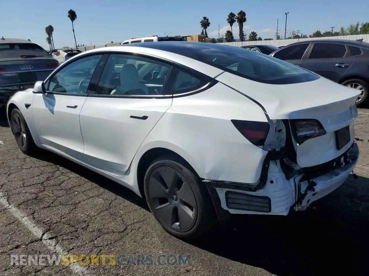 2 Photograph of a damaged car 5YJ3E1EA5NF317027 TESLA MODEL 3 2022