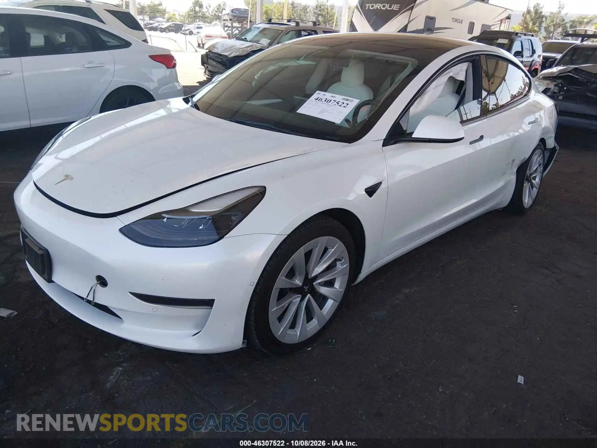 2 fotografías del automóvil dañado 5YJ3E1EA5NF336161 TESLA MODEL 3 2022