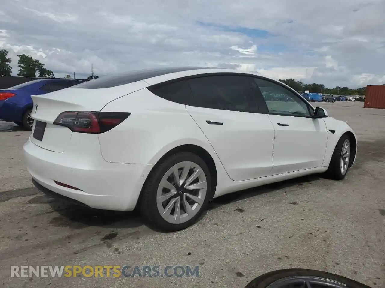 3 Photograph of a damaged car 5YJ3E1EA5NF348293 TESLA MODEL 3 2022