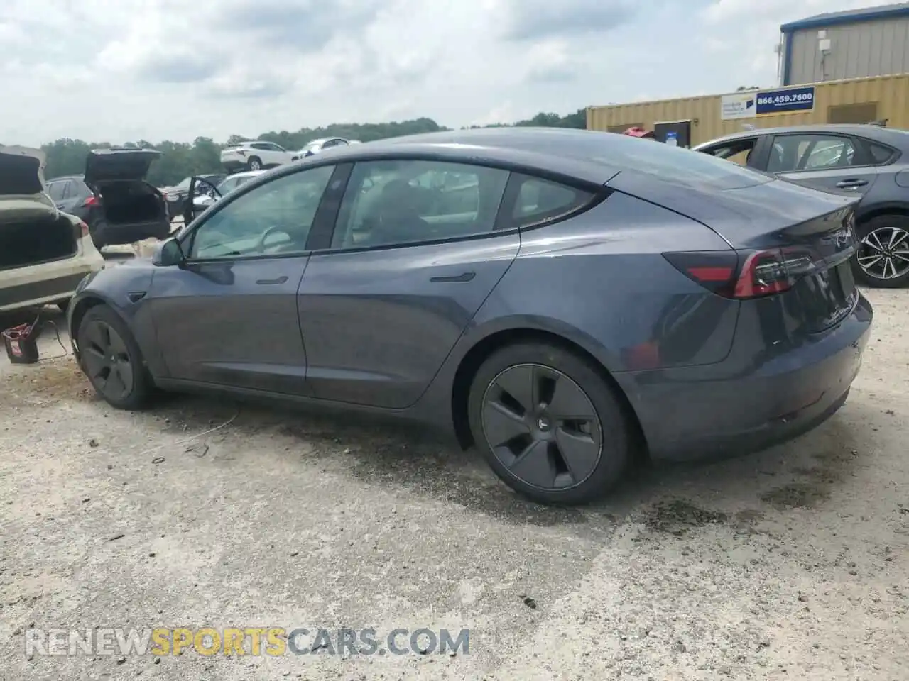 2 Photograph of a damaged car 5YJ3E1EA5NF370049 TESLA MODEL 3 2022